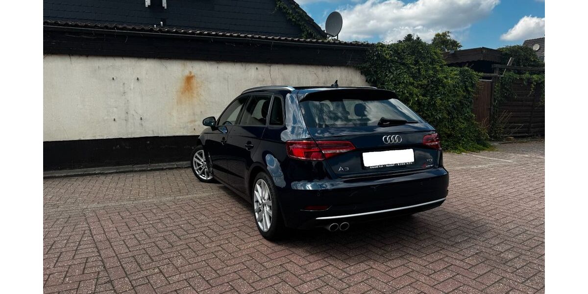 Audi A3 169.500 km 11.999 &euro; Osnabrück 49090