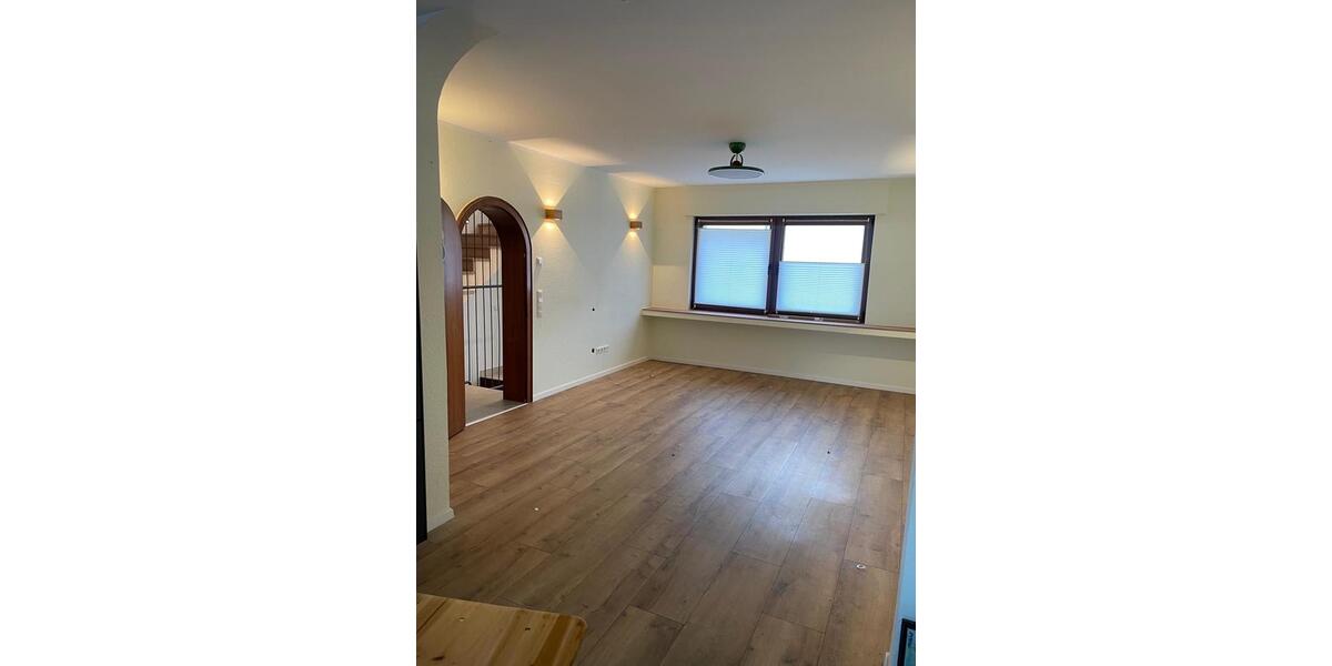 Maisonettenwohnung Euskirchen - 4 Zimmer, 158 m&sup2;, 1.870&euro; | Angebot:25541277