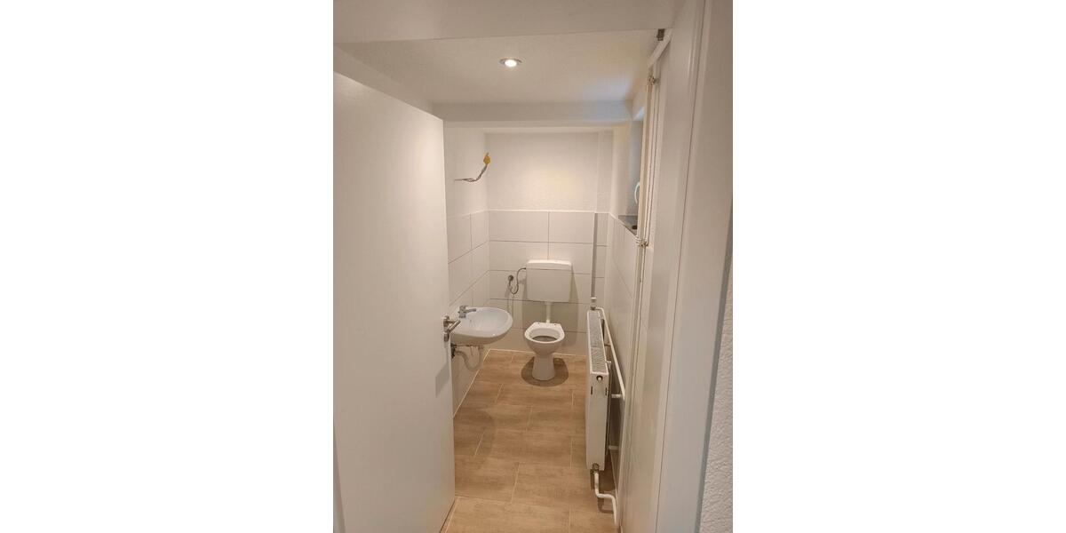 Einfamilienhaus Burg Stargard - 9 Zimmer, 120 m&sup2;, 1.200&euro; | Angebot:26255582