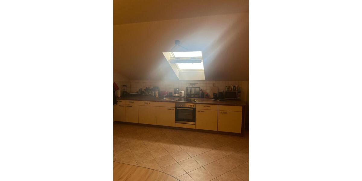 Dachgeschoßwohnung Waren (Müritz) - 2 Zimmer, 64 m&sup2;, 670&euro; | Angebot:26325872