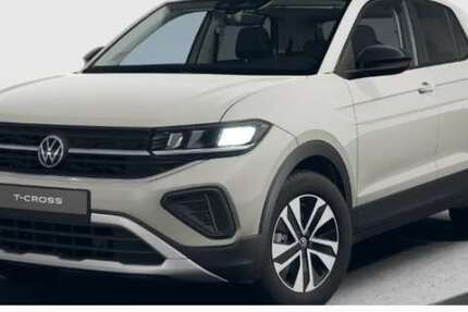 VW T-Cross 1.045 km 31.880 &euro; Traunstein 83278