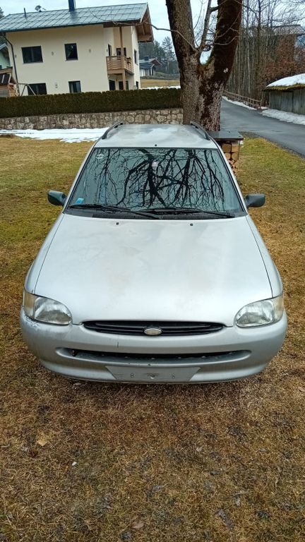 Ford Escort 135.000 km 1.800 € Reit im Winkl 83242