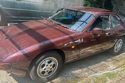 Porsche 924