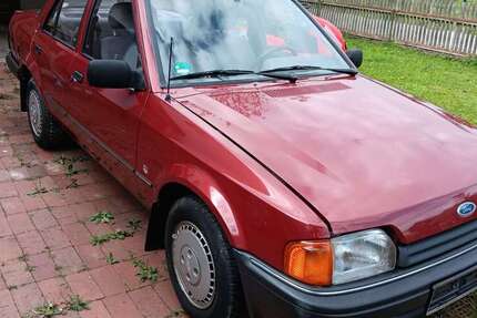 Ford Orion 94.923 km 3.450 € Mamming 94437