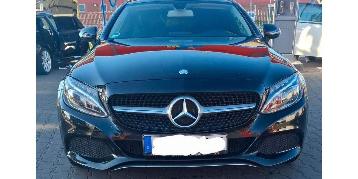 Mercedes-Benz 200 118.015 km 22.900 &euro; Köln 50827