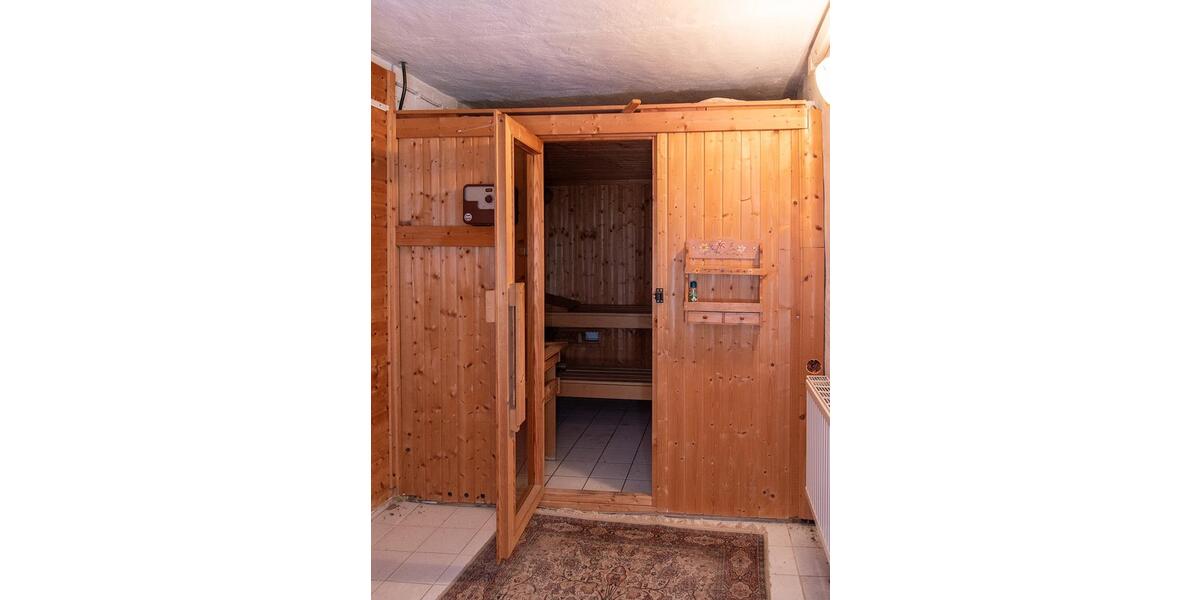 Reihenhaus Hettstedt - 5 Zimmer, 167 m&sup2;, 155.000&euro; | Angebot:26232741