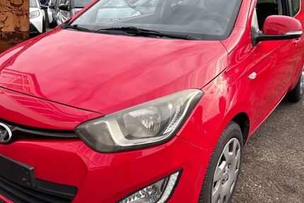 Hyundai i20 162.000 km 2.990 € Chemnitz 09114