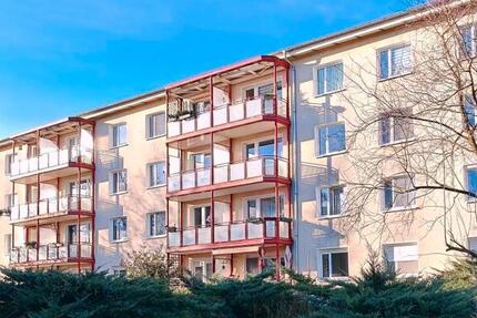 Wohnung Hoyerswerda - 3 Zimmer, 63 m&sup2;, 332&euro; | Angebot:26274309