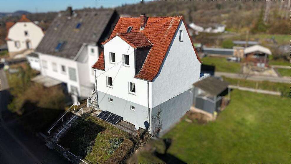 Haus zum Kaufen in Neunkirchen 229.000 € 178 m²