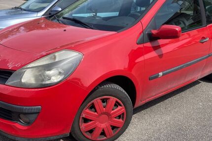 Renault Clio 144.100 km 1.850 &euro; Moosburg 85368