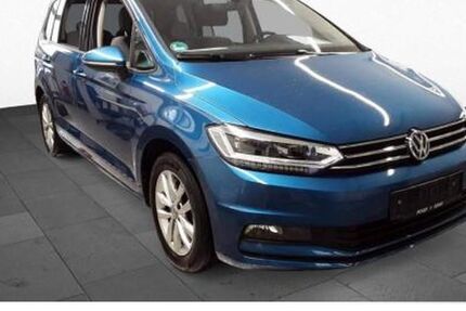 VW Touran 50.100 km 21.611 € Nürnberg 90411