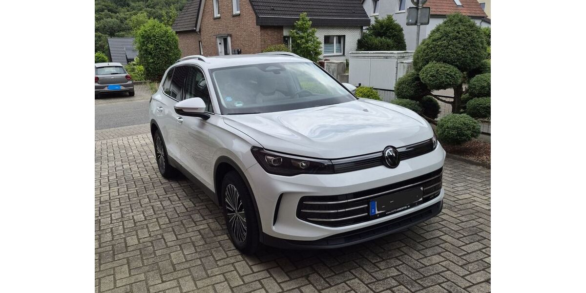 VW Tiguan 23.000 km 32.900 &euro; Georgsmarienhütte 49124