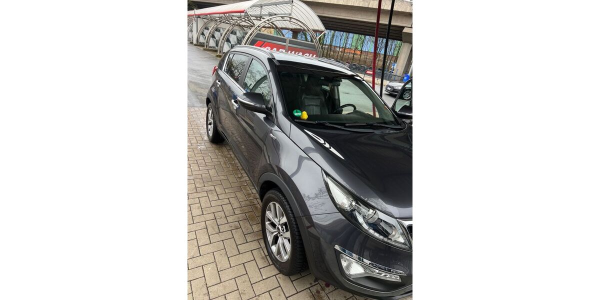 Kia Sportage 124.000 km 11.500 &euro; Siegen 57078