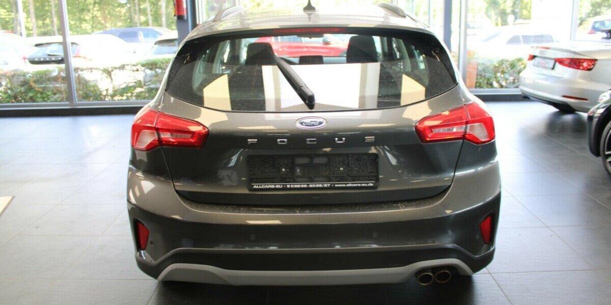 Ford Focus 1.0 EcoBoost Active 97.761 km 11.980 &euro; Euskirchen 53881