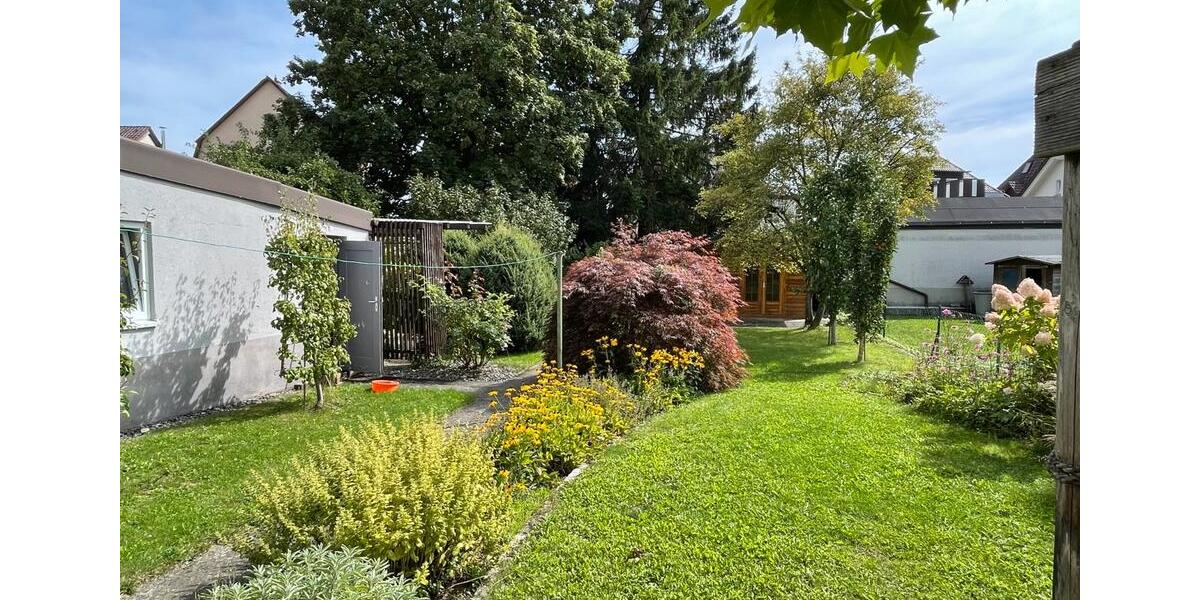 Doppelhaushälfte Villingen-Schwenningen Schwenningen - 9.5 Zimmer, 202 m&sup2;, 480.000&euro; | Angebot:25882358