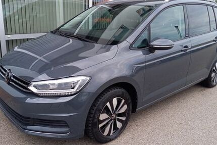 VW Touran 24.400 km 32.990 € Teisendorf 83317