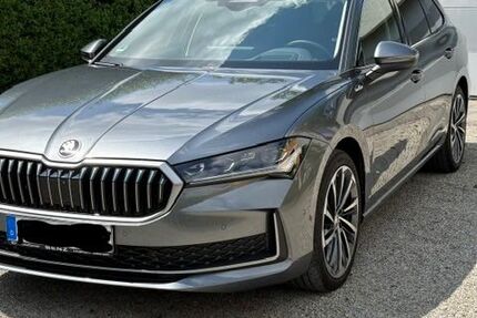 Skoda Superb 46.000 km 45.500 &euro; Fürth 90762