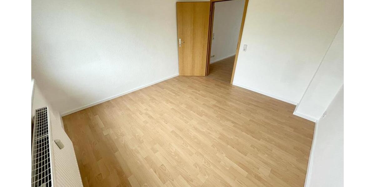 Gera-Langenberg! 4 Raum Whg. mit Balkon und Wanne! - Etagenwohnung Gera Langenberg | Angebot:26383800