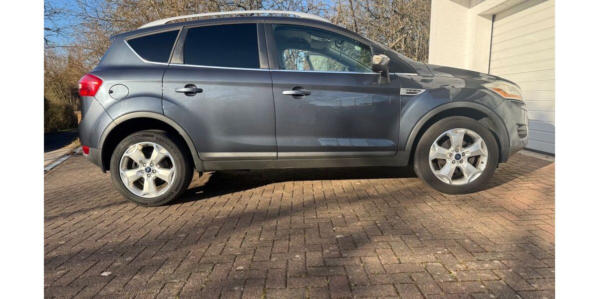 Ford Kuga 243.000 km 4.900 &euro; Züsch 54422