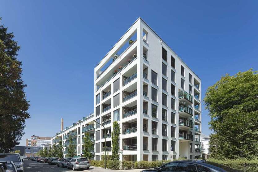 Haus zum Kaufen in München 22.800.000 € 2324 m²