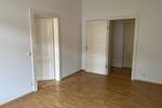 Gemütliche 3 Zimmer-Wohnung in einem äußerst gepflegten Haus im 3. OG, Tageslichtbad mit Dusche - EBK kann abgelöst werden - Studenten willkommen