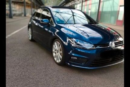 VW Golf