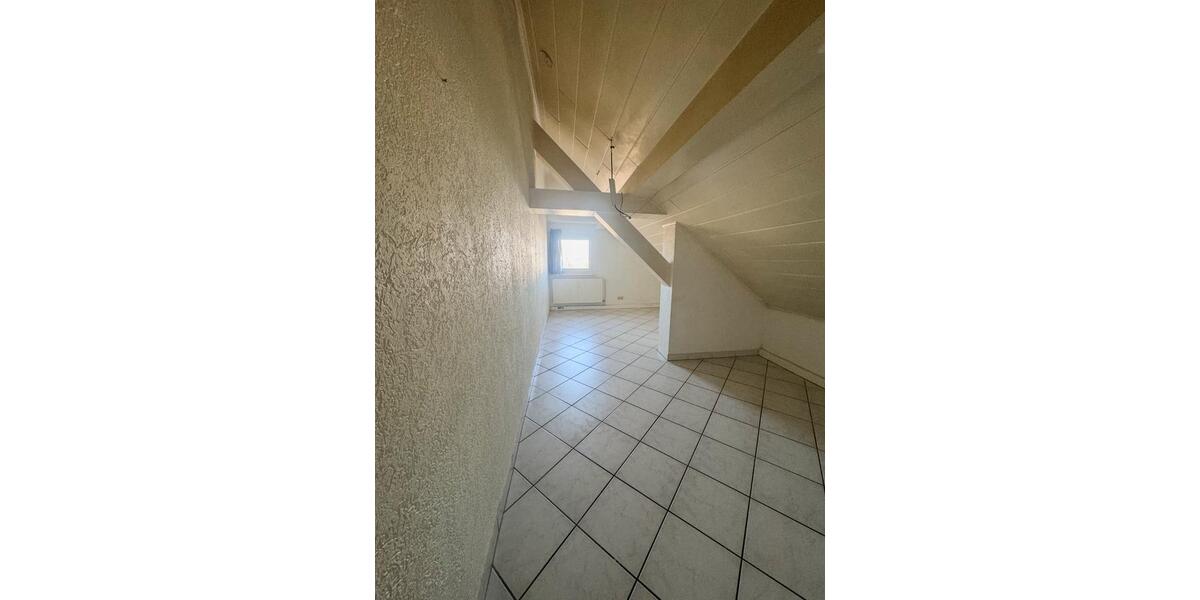 Dachgeschoßwohnung Wurmberg - 5 Zimmer, 128 m&sup2;, 299.000&euro; | Angebot:24652763