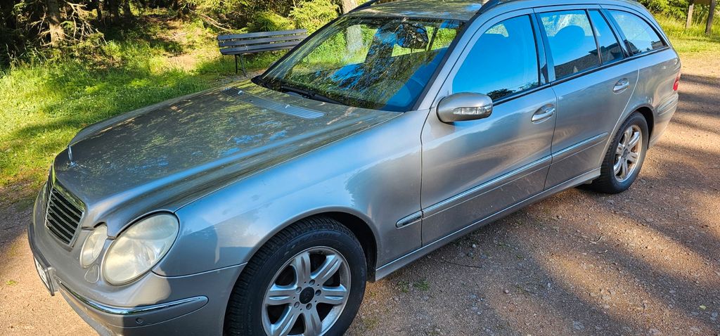 Mercedes-Benz E 220 311.063 km 2.500 &euro; Dippoldiswalde 01744