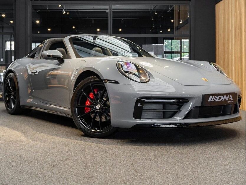 992