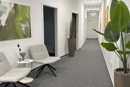 Arbeiten, wo die Stadt pulsiert - Coworking in der Göppinger Innenstadt zimmer