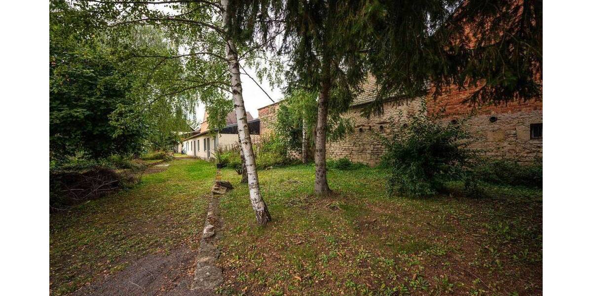 Grundstück Bucha - 204.000&euro; | Angebot:25705569