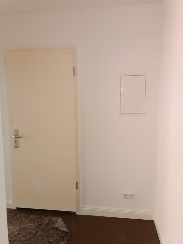 3-Raum Wohnung Altbau im Zentrum zu vermieten!