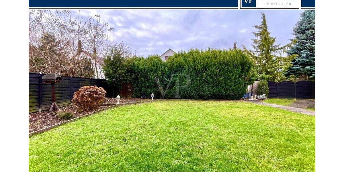 Freistehendes Zweifamilienhaus mit großem Garten und viel Potential in Flörsheim 6 zimmer