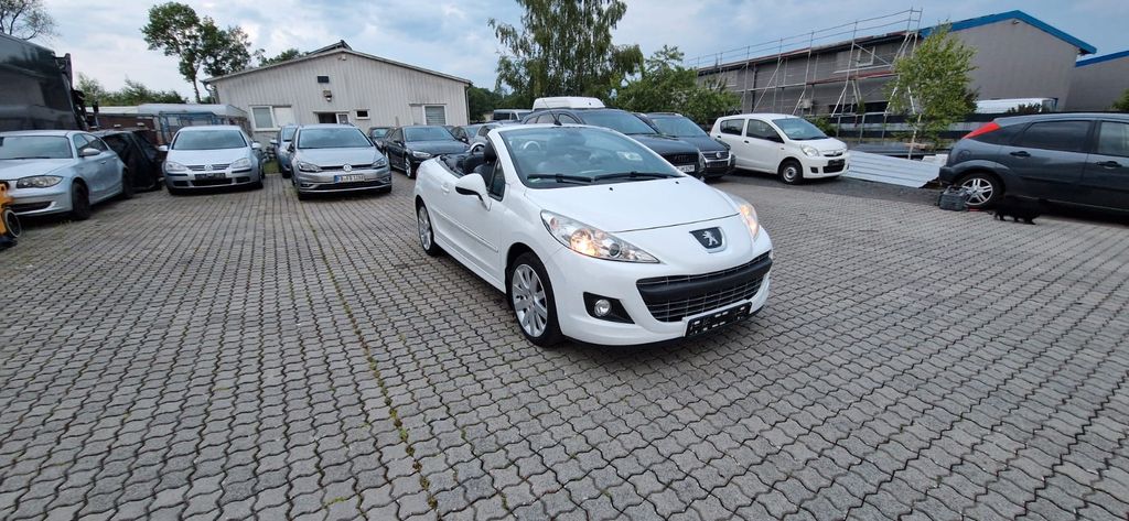 Peugeot 207 107.000 km 6.900 &euro; Nidda 63667