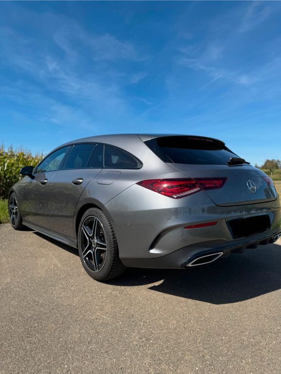 CLA 200 Shooting Brake