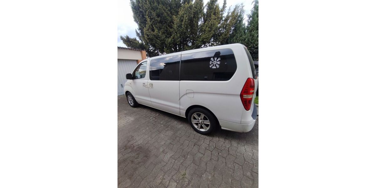 Hyundai H-1 Starex 216.000 km 8.500 &euro; Weyhausen 38554