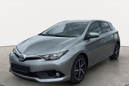 Toyota Auris 57.300 km 14.590 &euro; Kruft 56642