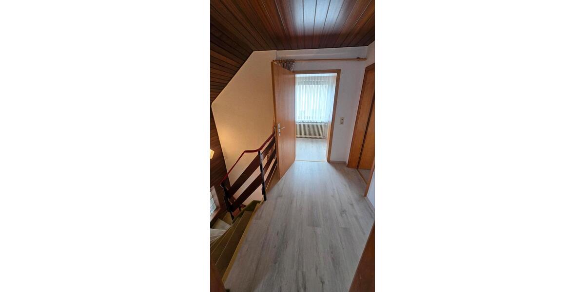 Einfamilienhaus Breuberg - 4.5 Zimmer, 150 m&sup2;, 1.200&euro; | Angebot:25261085