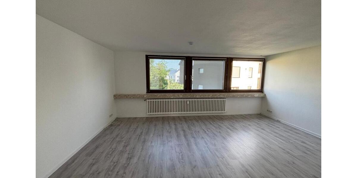 Dachgeschoßwohnung Trier Kürenz - 3 Zimmer, 83 m&sup2;, 275.000&euro; | Angebot:26958417