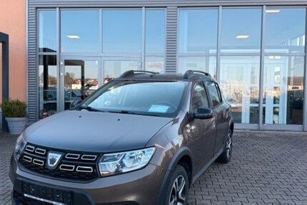 Dacia Sandero 100.000 km 9.990 &euro; Frankenberg/Eder 35066