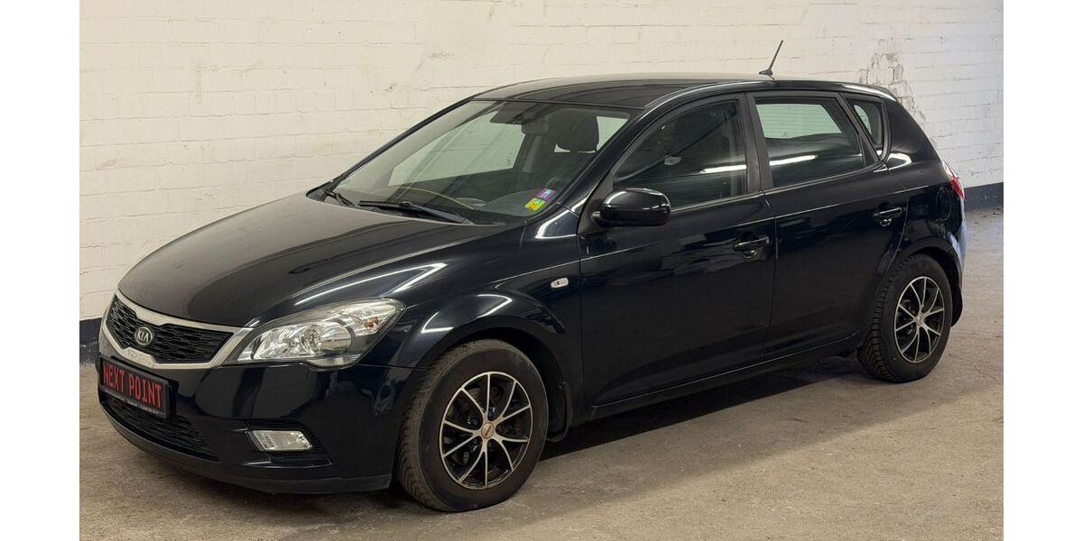 Kia ceed / Ceed 245.600 km 1.900 &euro; Düsseldorf 40468