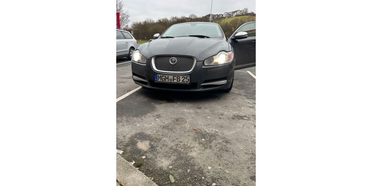 Jaguar XF 200.185 km 6.490 &euro; Adelsheim 74740