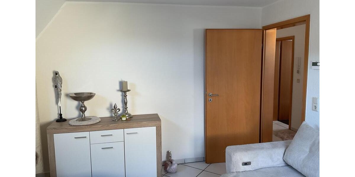 Dachgeschoßwohnung Arnsberg Obereimer - 3 Zimmer, 62 m&sup2;, 129.000&euro; | Angebot:25942177