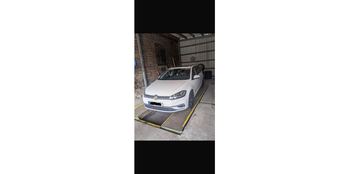 VW Golf 146.000 km 12.600 &euro; Braunschweig 38102