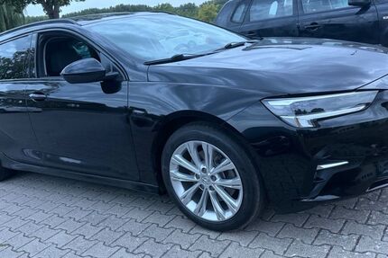Opel Insignia 75.000 km 19.900 &euro; Rüsselsheim 65428