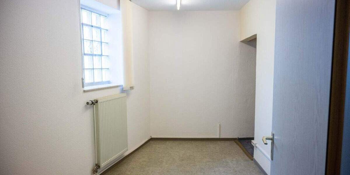 Gewerbeobjekt Alzey - 6 Zimmer, 167 m&sup2;, 449.000&euro; | Angebot:25801669