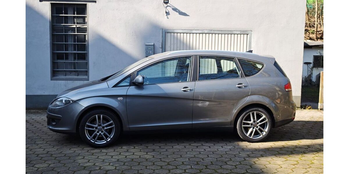 Seat Altea 198.000 km 4.300 &euro; Essen 45357
