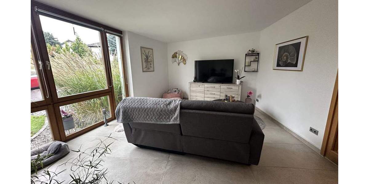 Etagenwohnung Fuldatal Simmershausen - 3 Zimmer, 82 m&sup2;, 240.000&euro; | Angebot:25567380