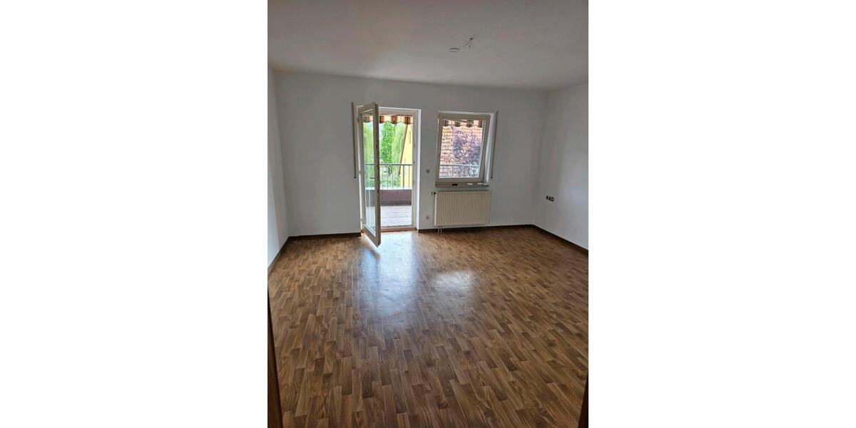 Etagenwohnung Güglingen - 3.5 Zimmer, 87 m&sup2;, 278.000&euro; | Angebot:27118387