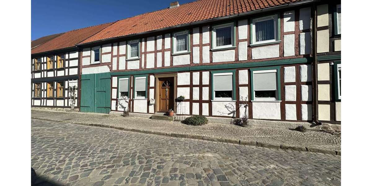 Einfamilienhaus Kalbe Milde - 8 Zimmer, 160 m&sup2;, 75.000&euro; | Angebot:20424590